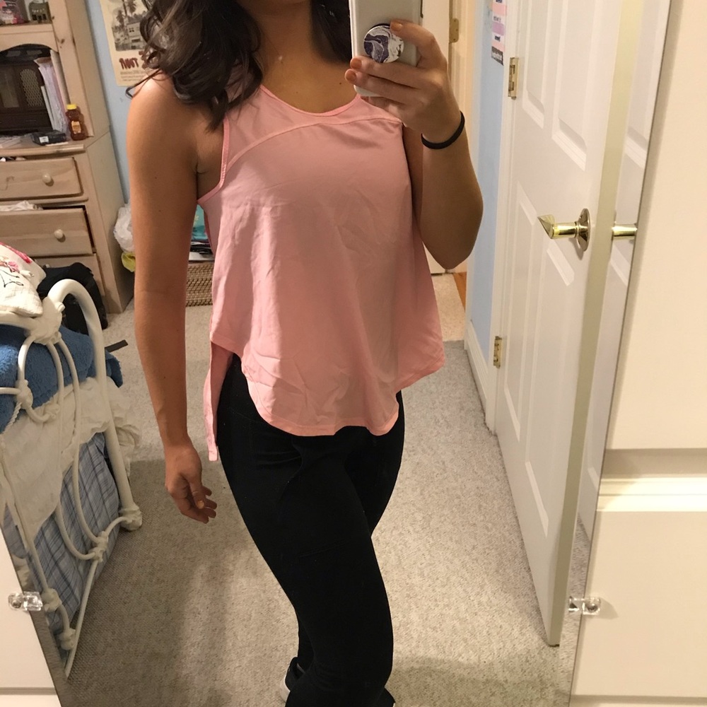 Lululemon workout tank